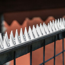 (5 Pack - 25m, White) Prikkastrip FENCE WALL SPIKES Garden Security
