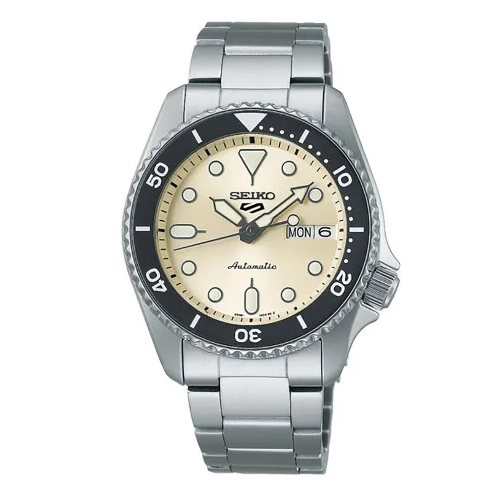 SEIKO 5 Sports Gents SKX Midi Automatic Watch SRPK31K1  Cream/Grey