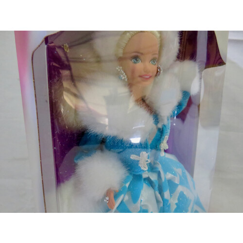 Barbie Barbie Winter Renaissance Evening Elegance Series Edition (1996) 1