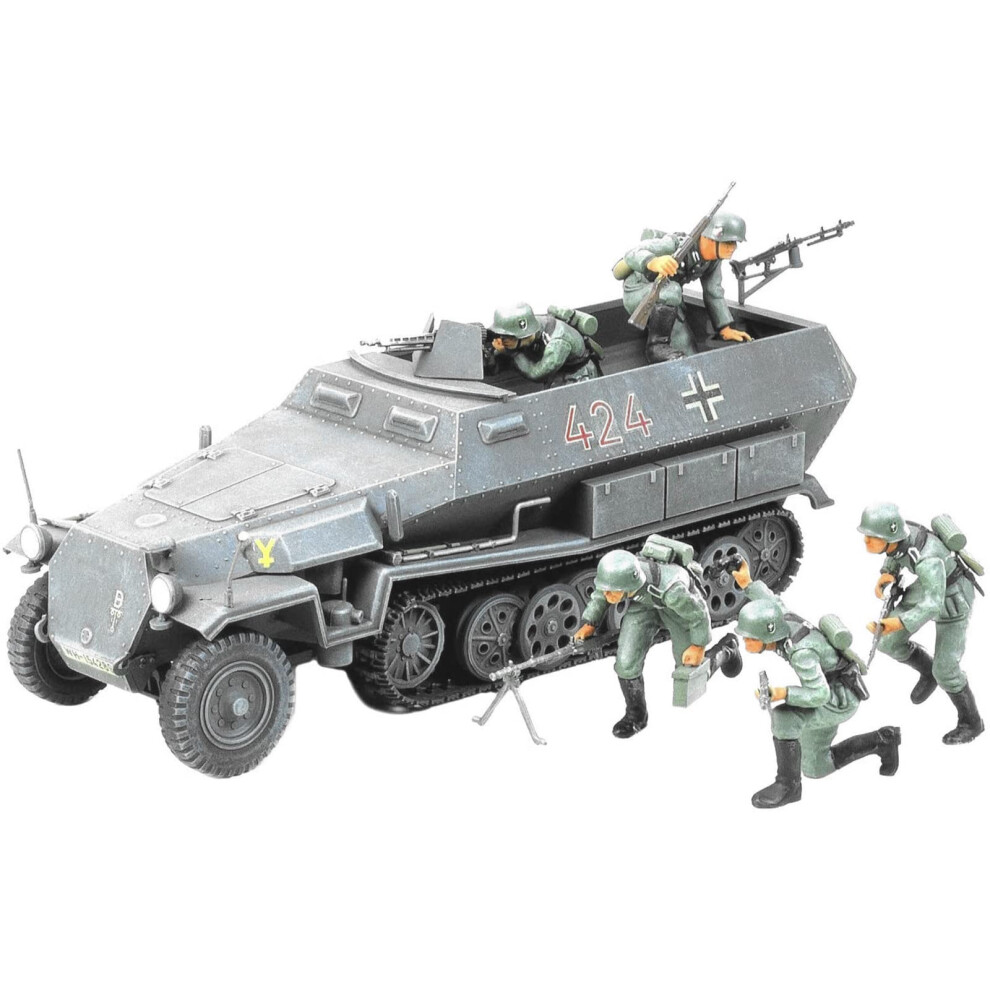 Tamiya 35020 1/35 German Hanomag SDKFZ 251/1 Plastic Model Kit