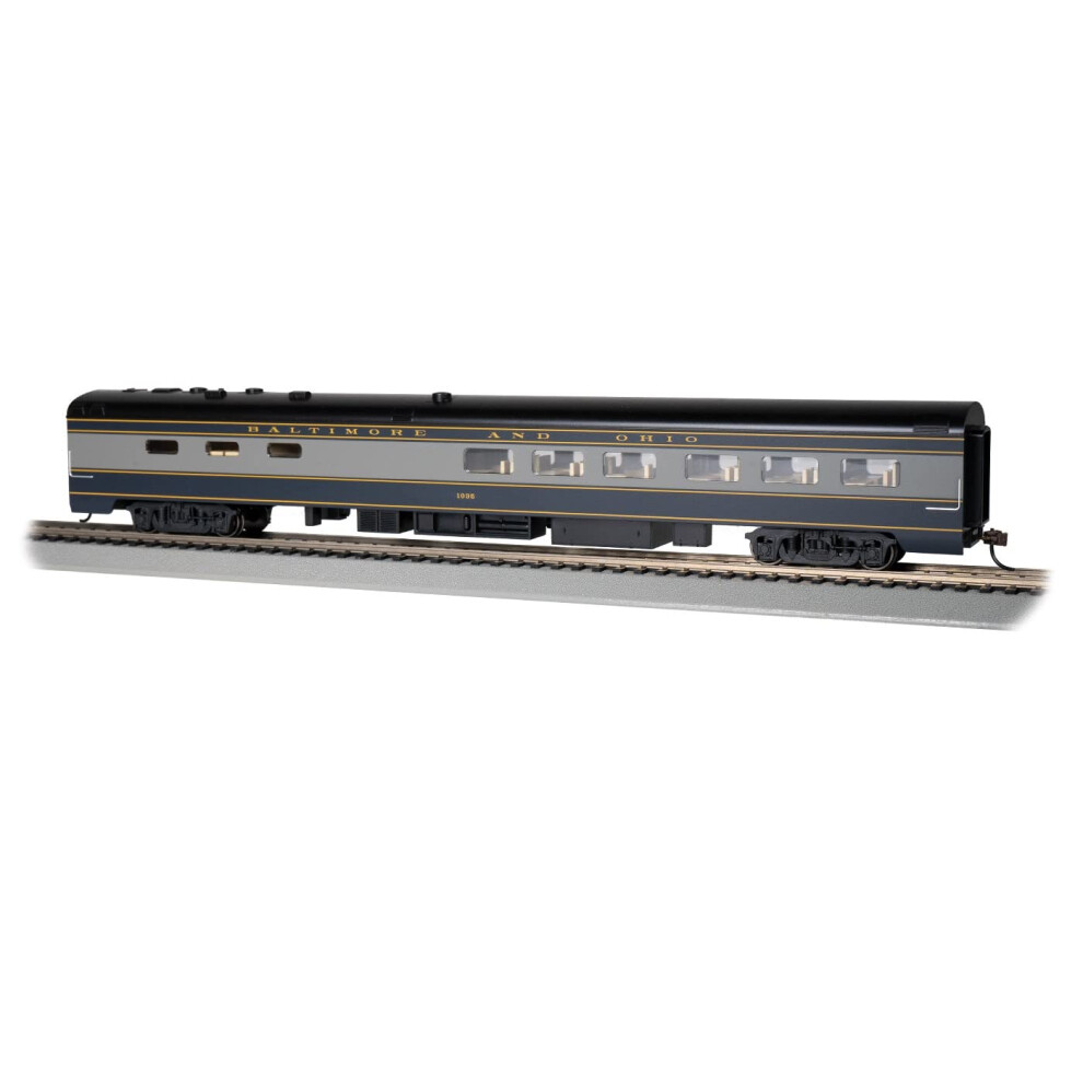 Bachmann Trains - 85' Smooth-Side Dining CAR with Lighted Interior - B