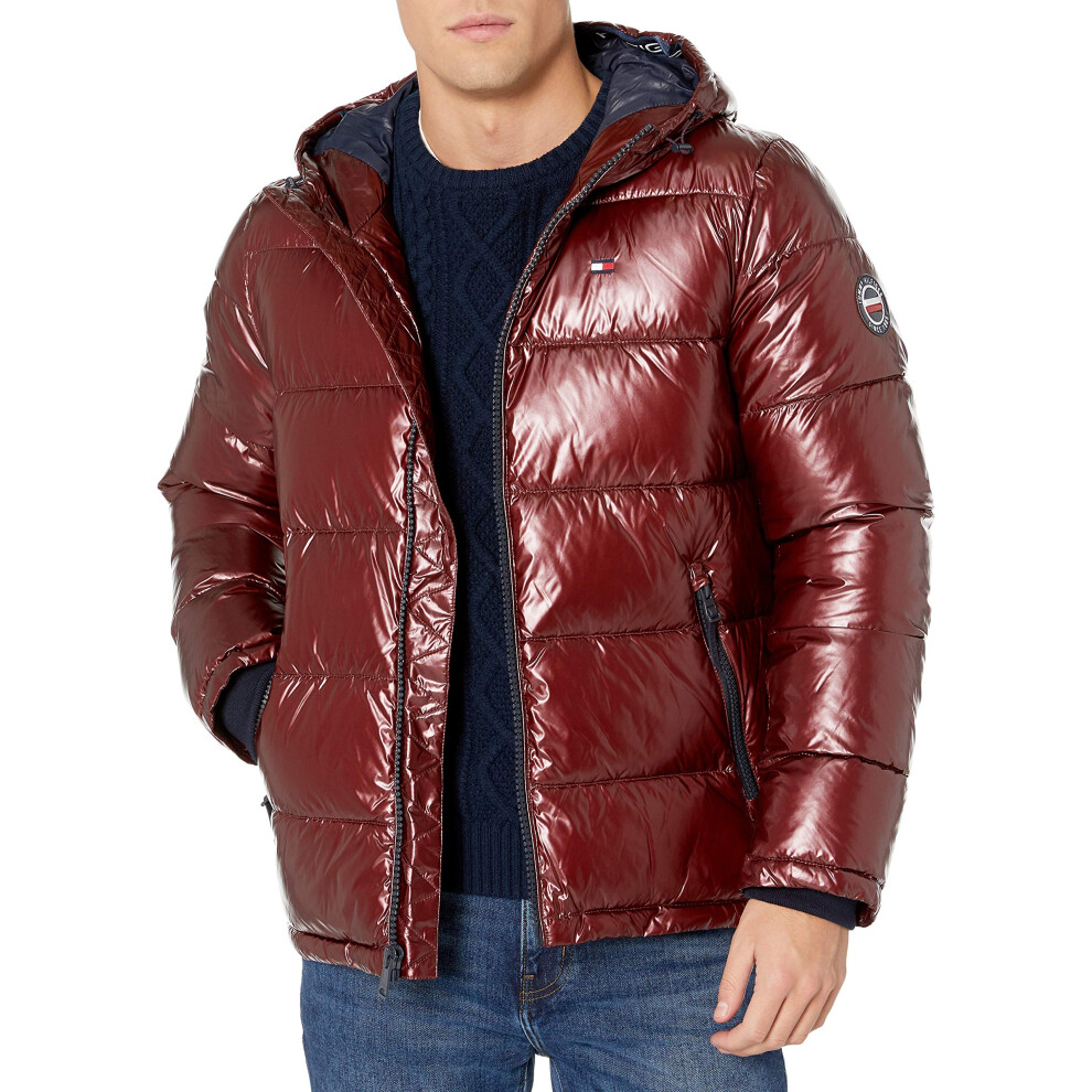 Tommy Hilfiger Men's Hooded Puffer Jacket  Pearlized Red  Large