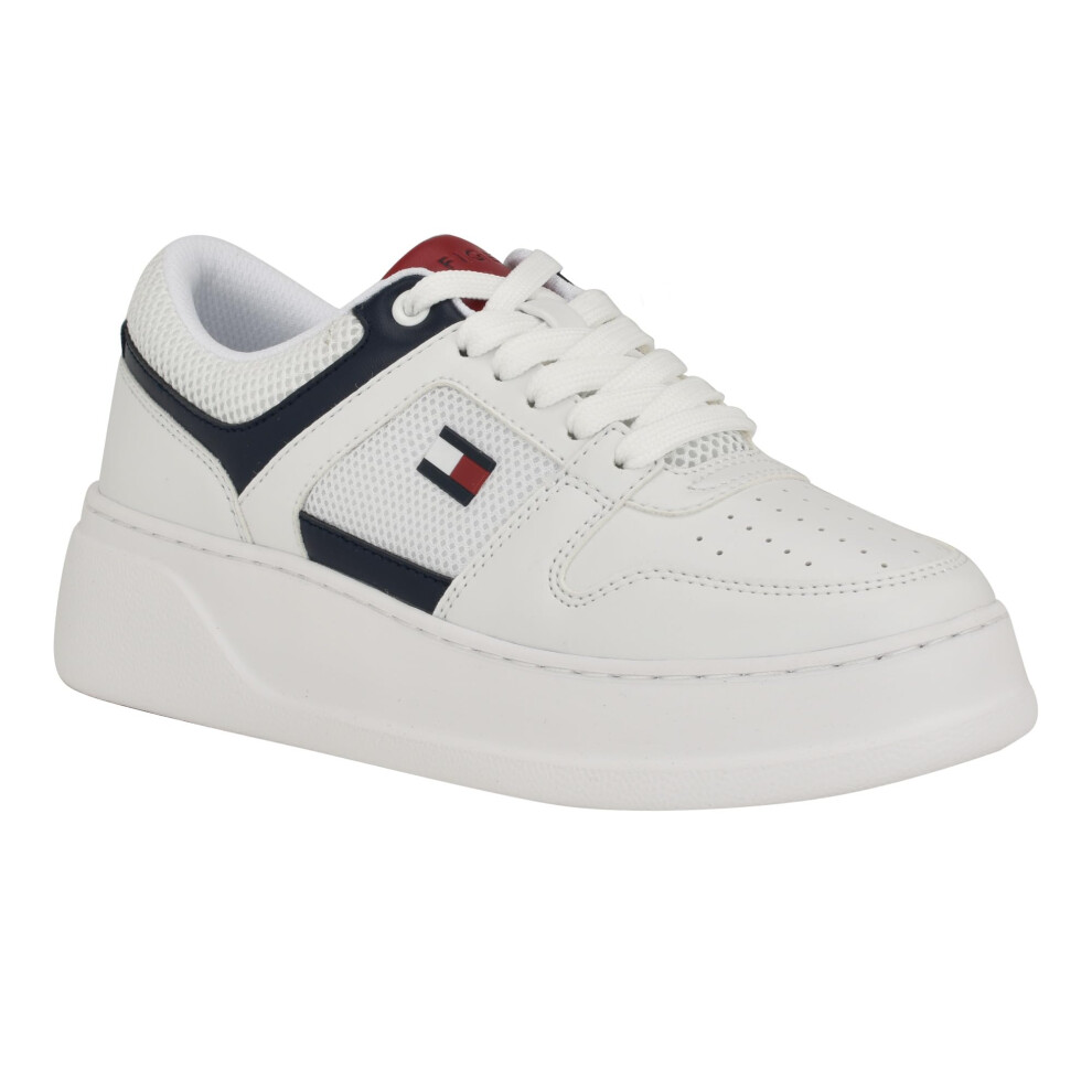 Tommy Hilfiger Women's GAEBI Sneaker  White/Navy 141  7.5