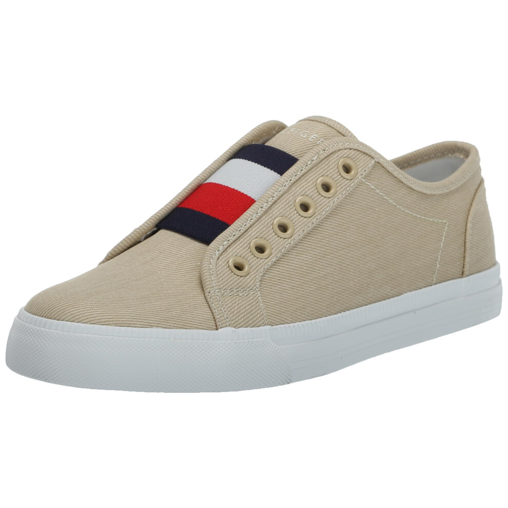 Tommy Hilfiger Women's ANNI Sneaker  White Clay 110  6.5