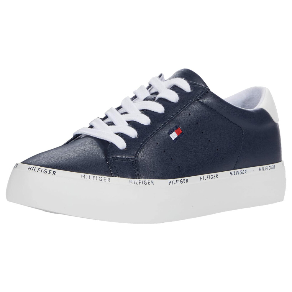 Tommy Hilfiger Women's Henissly Sneaker  Navy/White  6.5