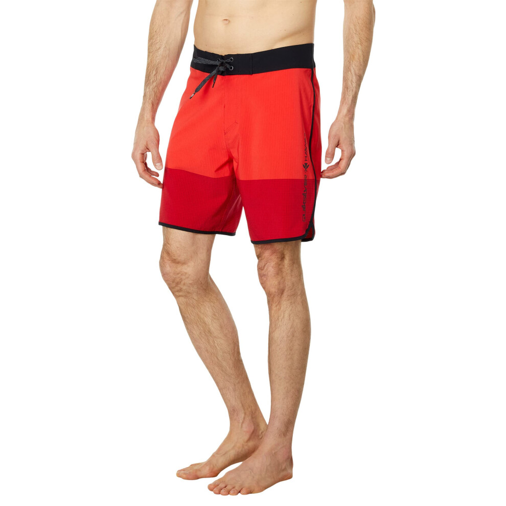 Quiksilver Men's Standard Highlite Scallop 19 Boardshort Swim Trunk  H