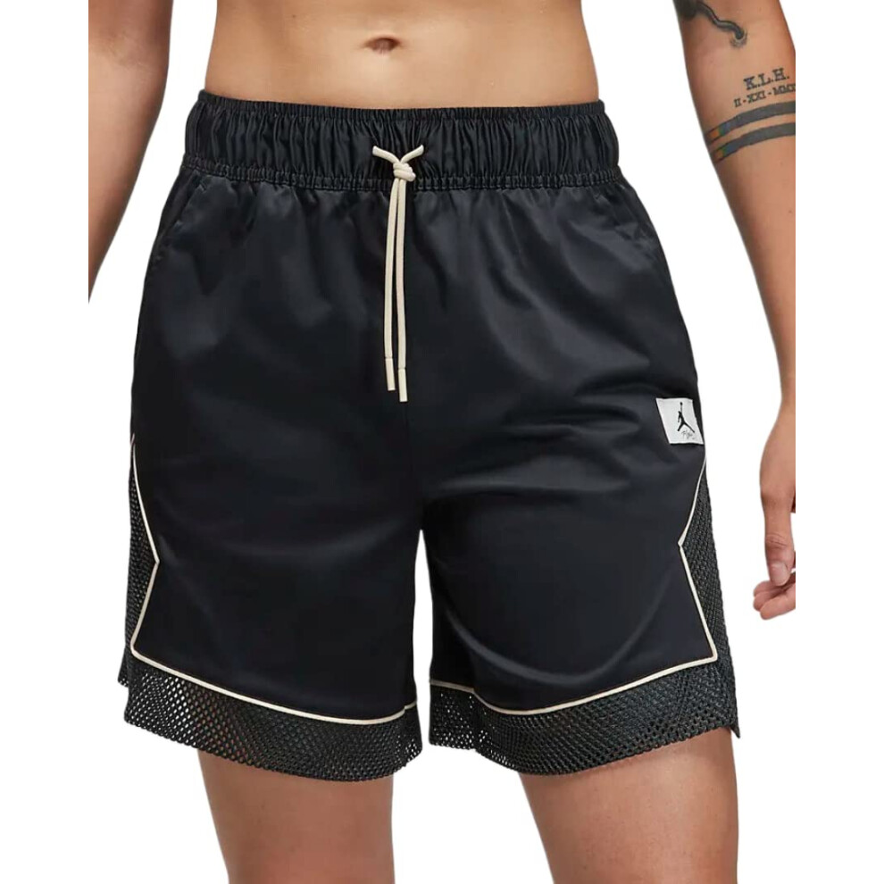 Women's Jordan Black Essential Diamond Short (DO5041 010) - M