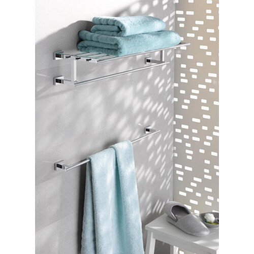 Grohe Grohe 40509001 Essentials Cube 24 Zoll Handtuchhalter StarLight Chrom 2
