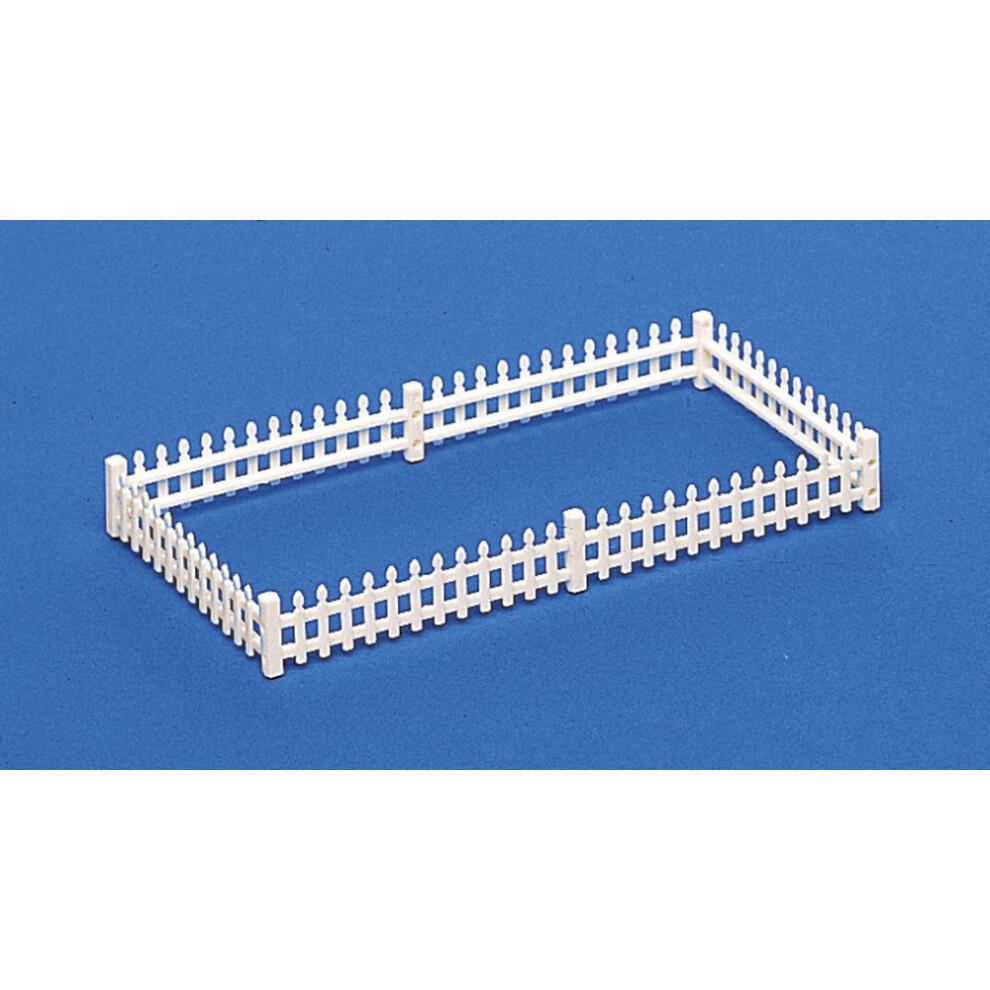 Bachmann Trains - Scenery Accessories - PICKET FENCE (24 pcs) - HO Sca