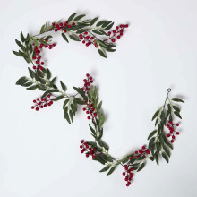 HOMESCAPES Artificial Winter Berries and Olive Leaf Garland