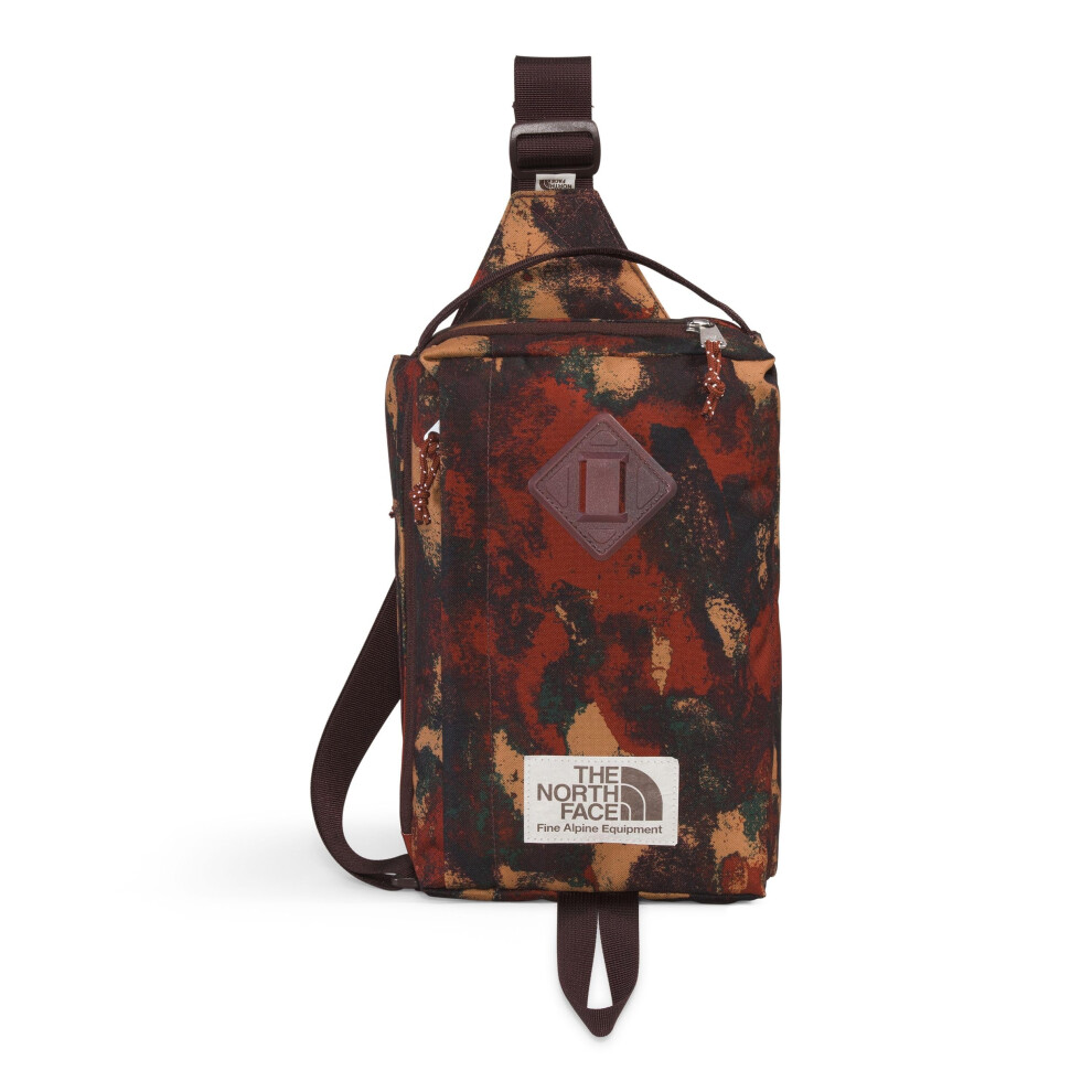 THE NORTH FACE Berkeley Field Bag  Brandy Brown Evolved Texture Print/