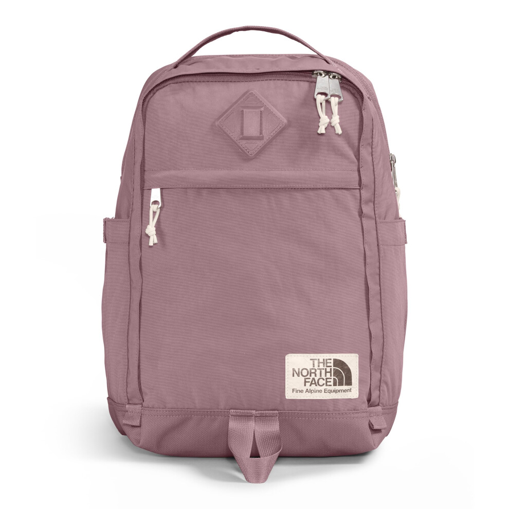 THE NORTH FACE Berkeley Daypack  Fawn Grey/Gardenia White  One Size