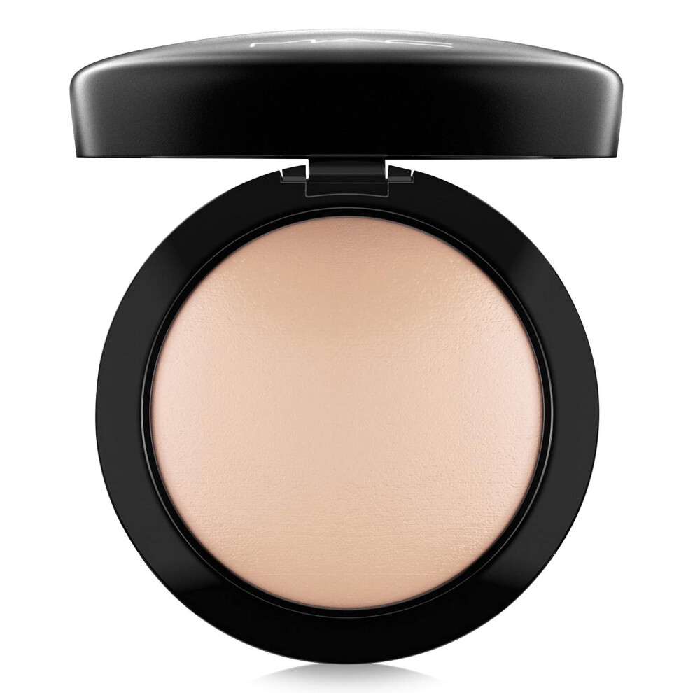 MAC Mineralize Skinfinish Light Plus Face Powder for Women  0.35 Ounce