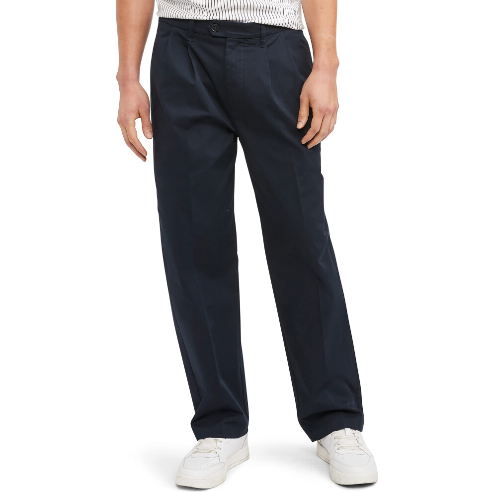 Tommy Hilfiger Men's New School Prep Pleated Chino  Desert Sky  42-32