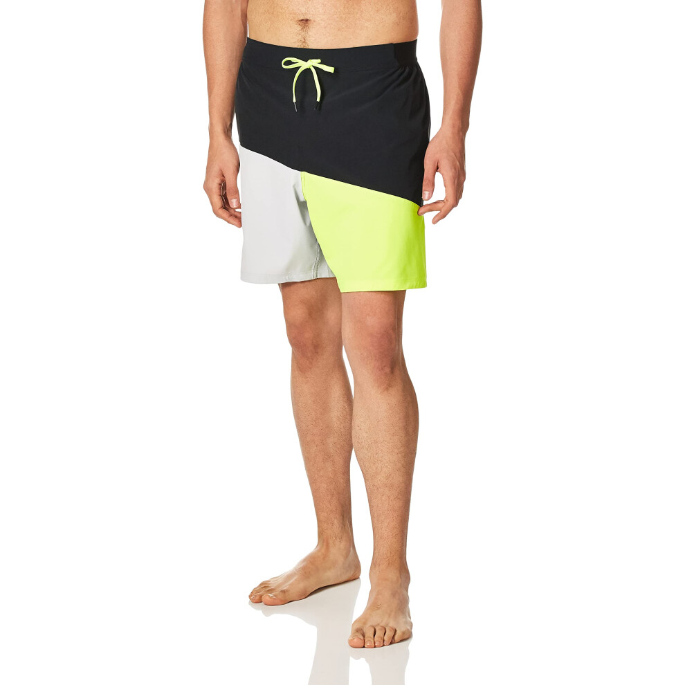 Under Armour Men's Swim Trunks  Shorts with Drawstring Closure & Elast