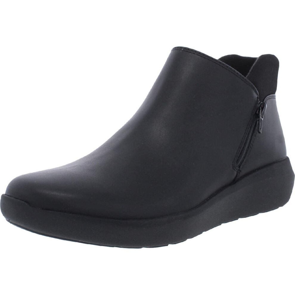 Clarks Women's Kayleigh Mid Ankle Boot  Black  7