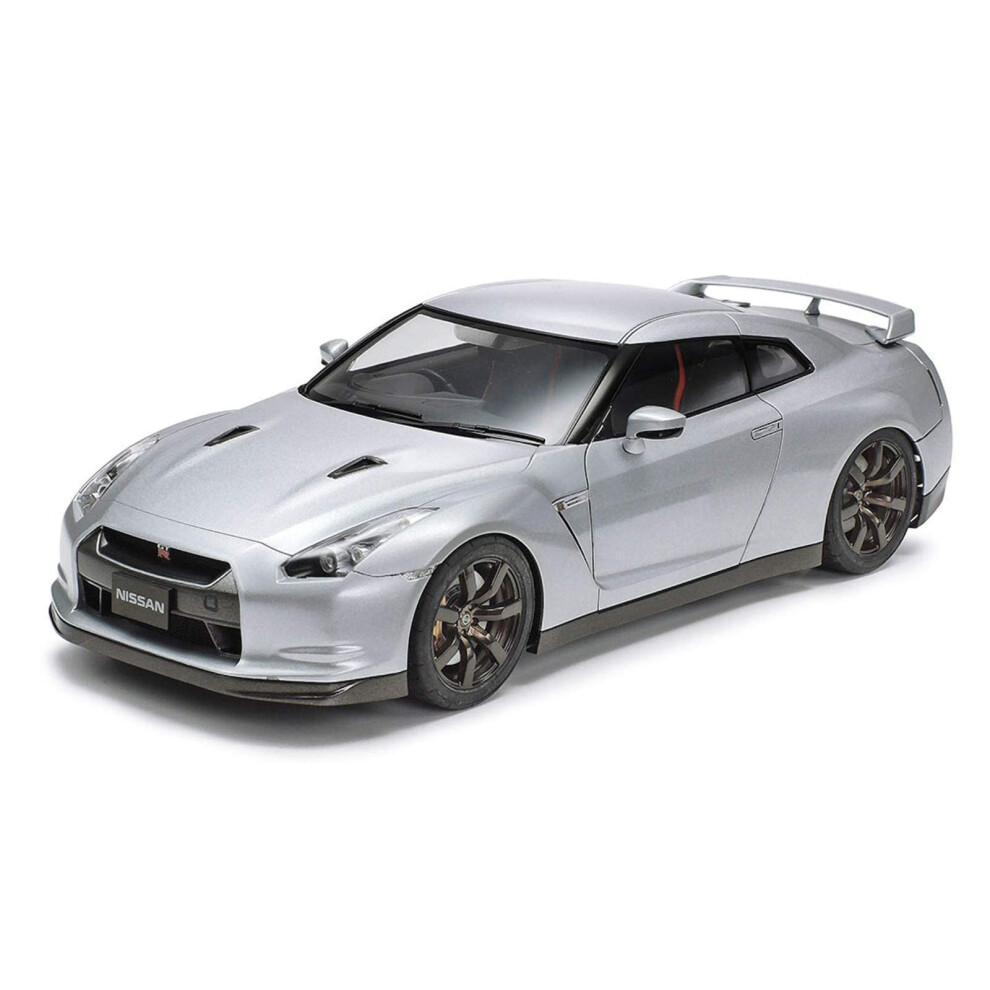 Tamiya Nissan GT-R R35 - 1/24 Scale Model Kit 24300