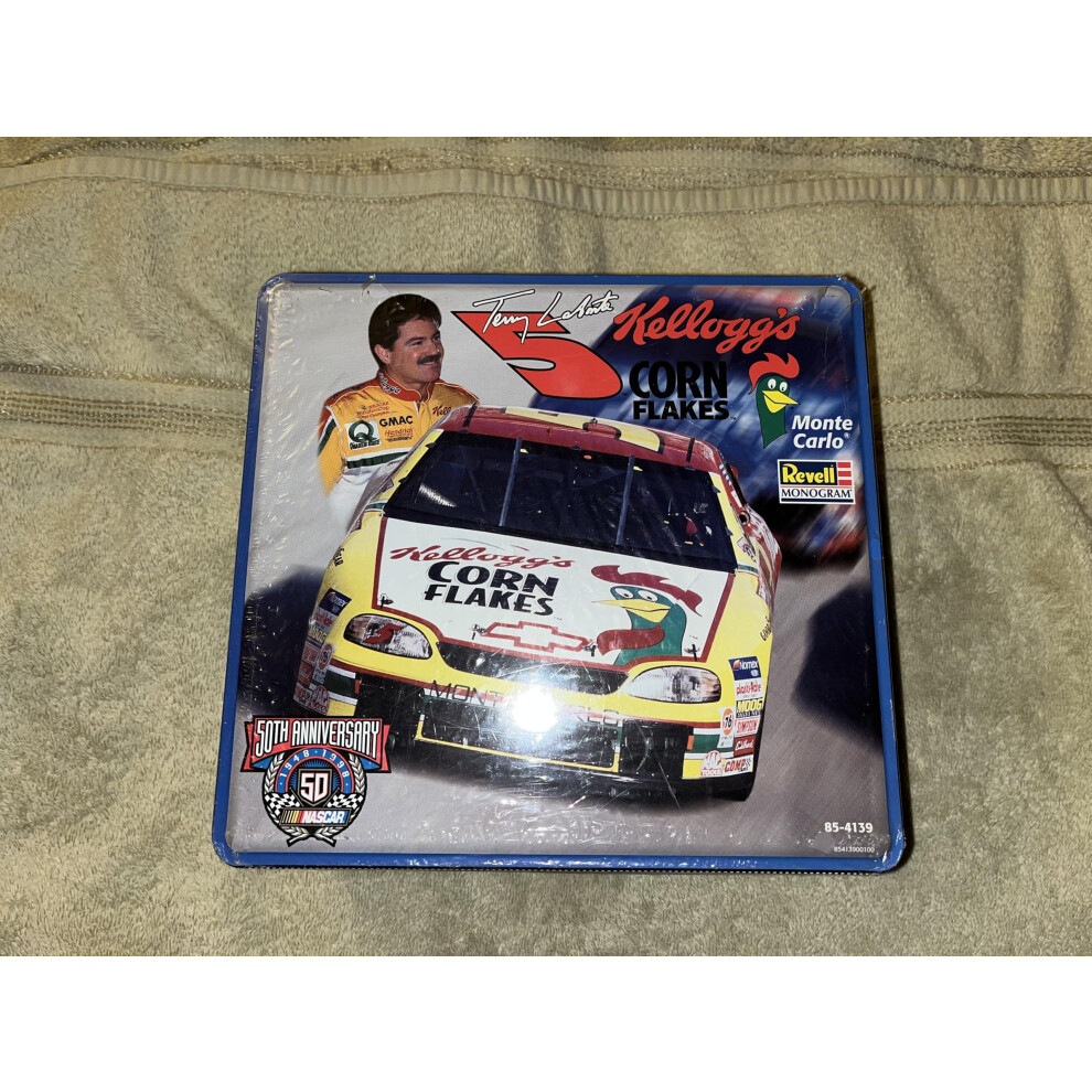 Revell #4139 Nascar 50th Anniversary Collector Tin Terry Labonte #5 Ke