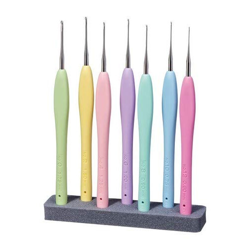 Clover Amour Steel Crochet Hook Set 2
