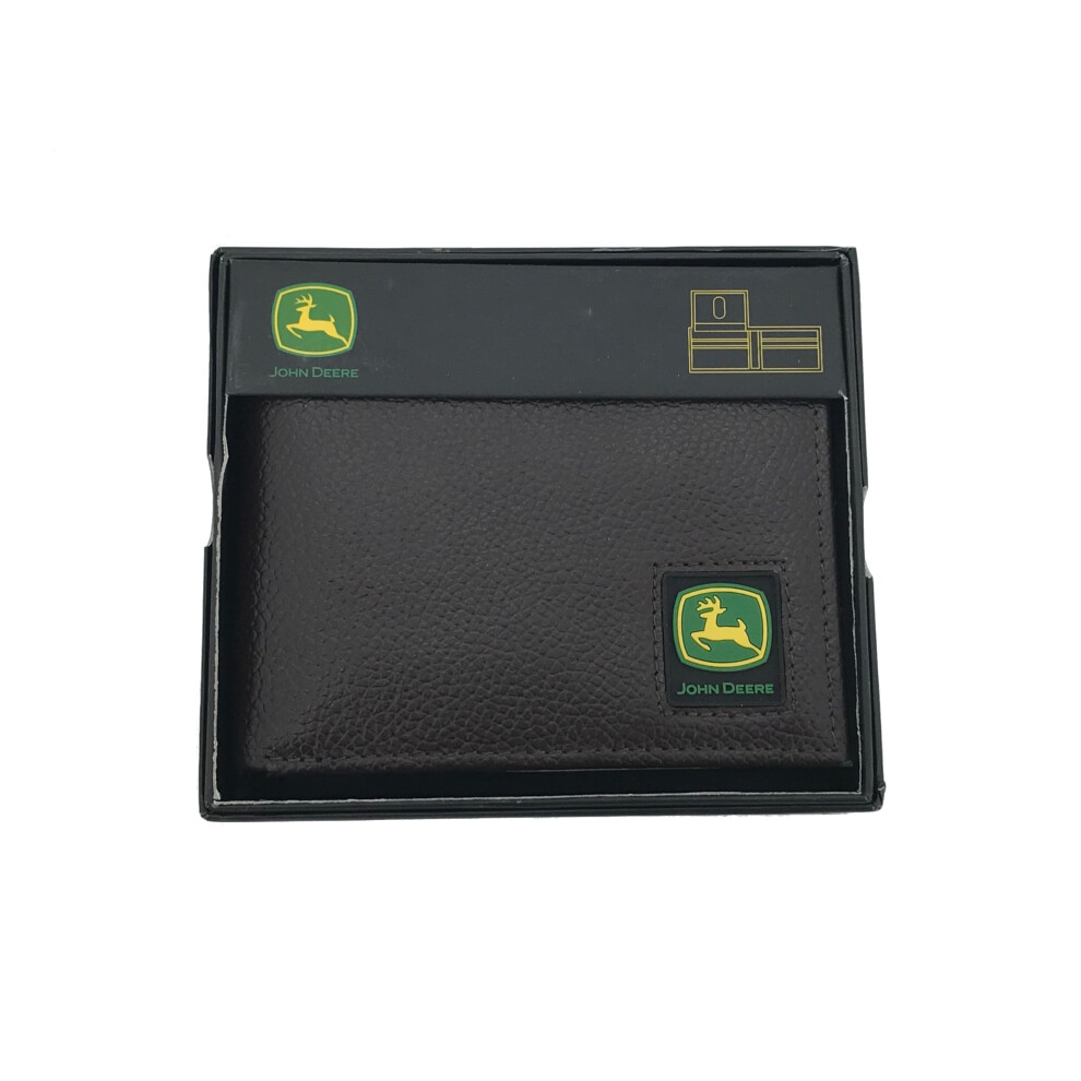 John Deere Men's Passcase Wallet  Brown