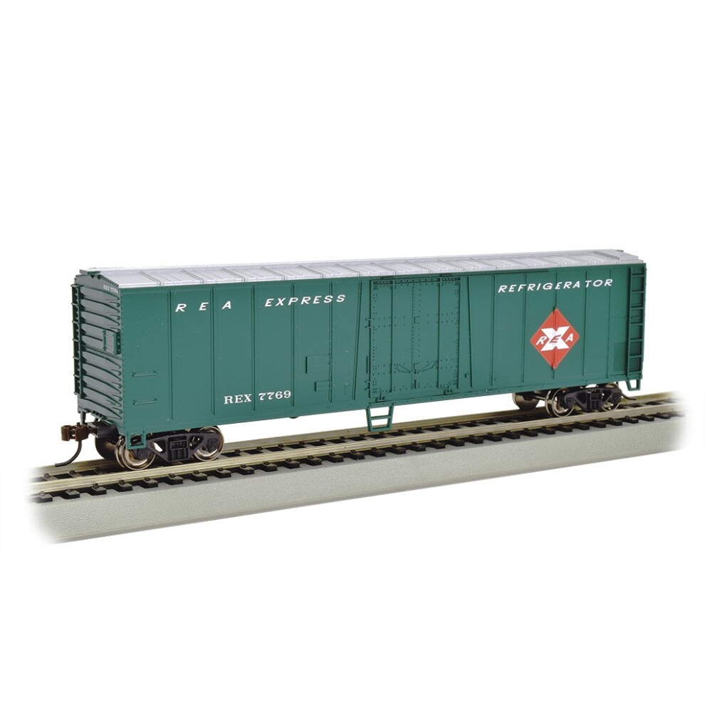 Bachmann Industries Steel Reefer Railway Express Freight Car  50'