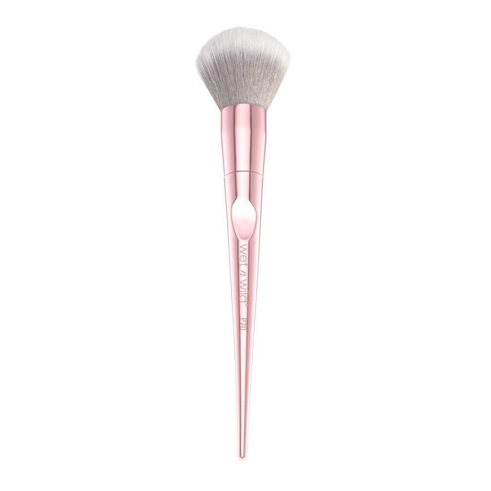 wet 'n wild Pro Brush Line Blush Brush