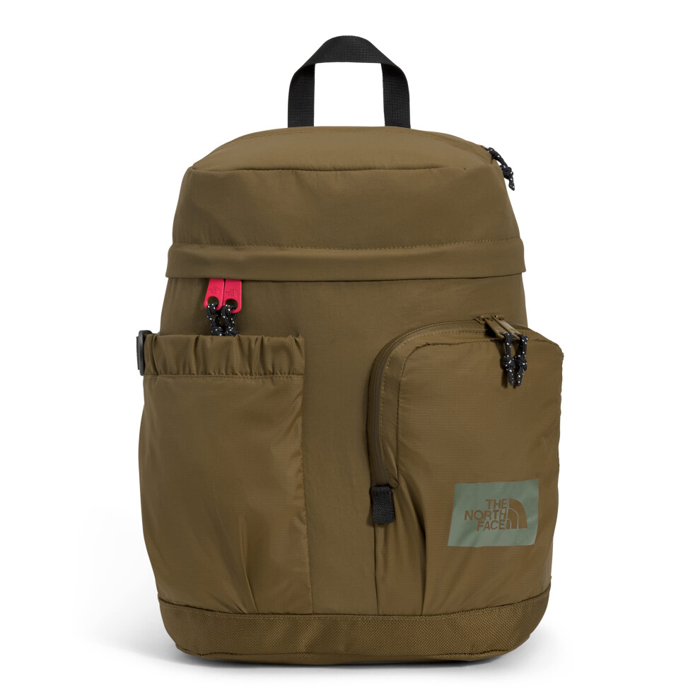 THE NORTH FACE Mountain Adult Daypack