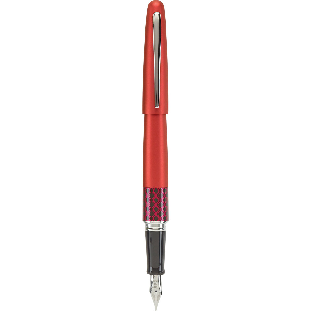 PILOT MR Retro Pop Collection Fountain Pen in Gift Box  Red Barrel with Wave Accent  Fine Point Stainless Steel Nib  Refillable Black Ink (9