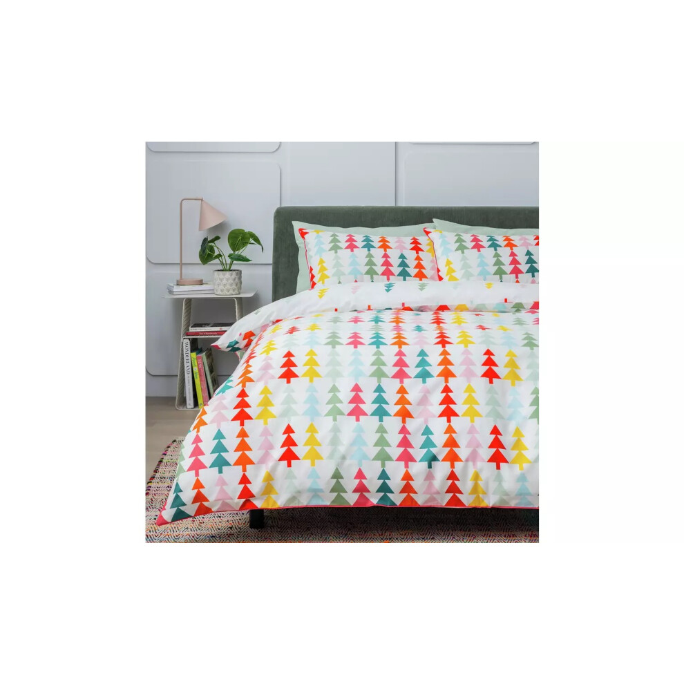 (Double) Christmas Trees Bedding Set - Reversible Design with Button Fastening, Festive and Cozy