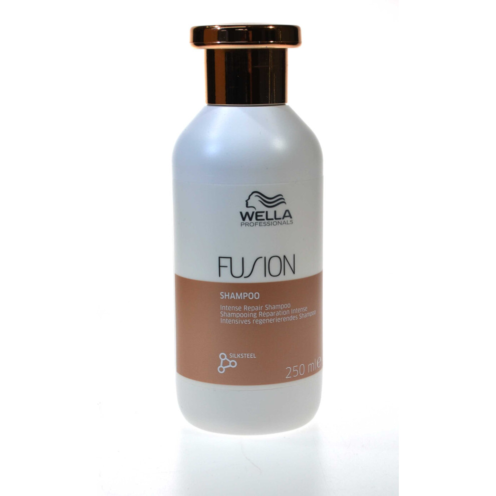Wella Professionals Fusion Intense Repair Shampoo For Damaged Hair 250Ml