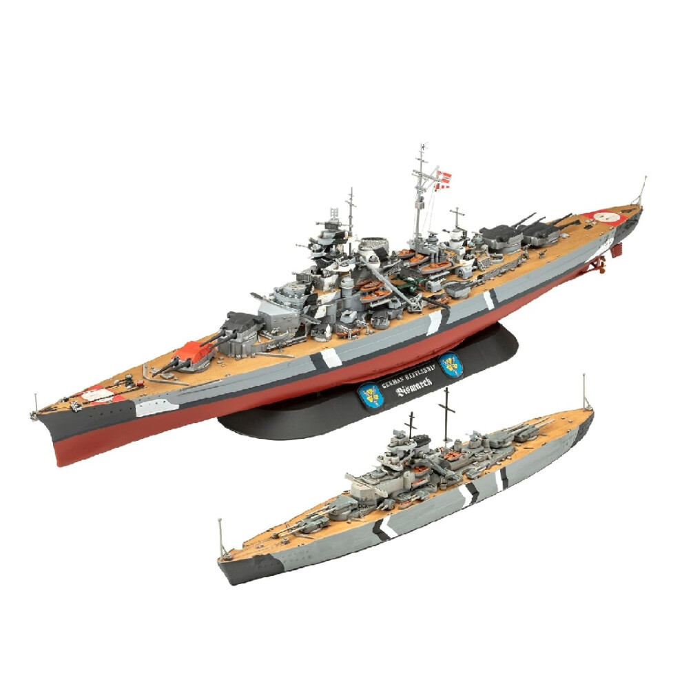 Revell Gift Set The Legendary Bismarck (1:700 & 1:1200) Model Kit