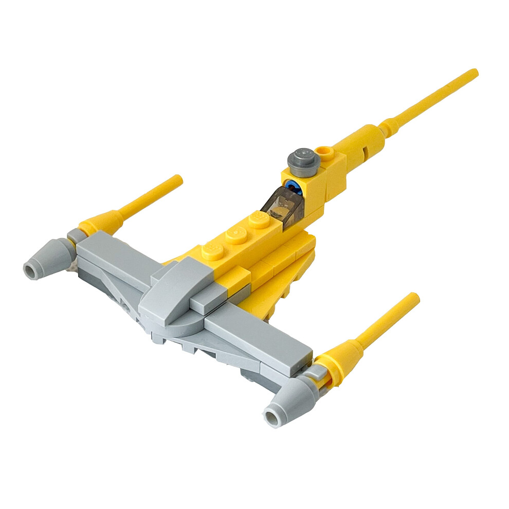 LEGO Star Wars: Naboo Starfighter Micro Set (34 pcs)