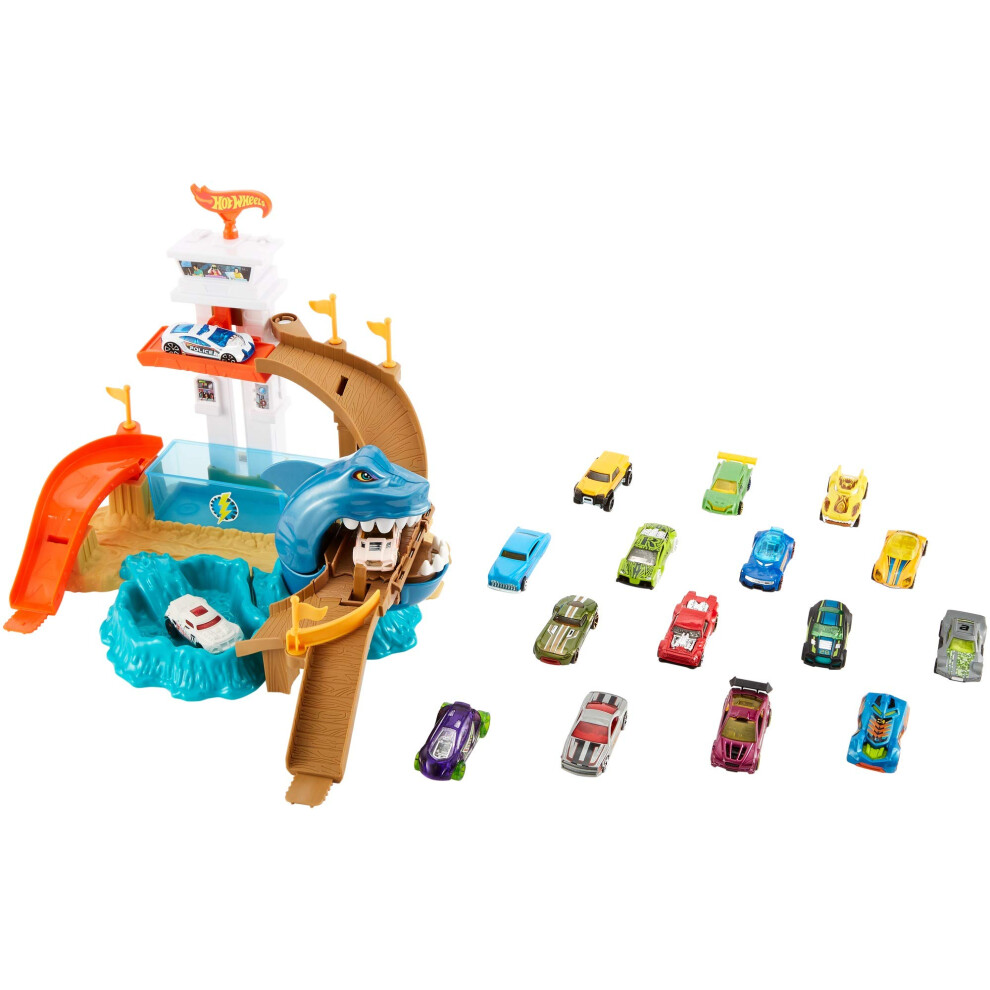 Hot Wheels Color Shifters Sharkport Showdown Playset with 18 Cars