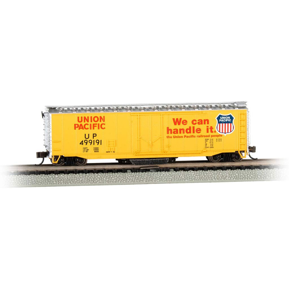 Bachmann Trains - 50' Plug Door Track Cleaning Box Car - Union Pacific