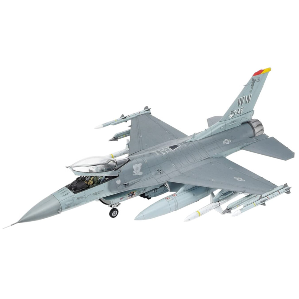 Tamiya 61098 1/48 Lockheed Martin F-16CJ Plastic Model Airplane Kit