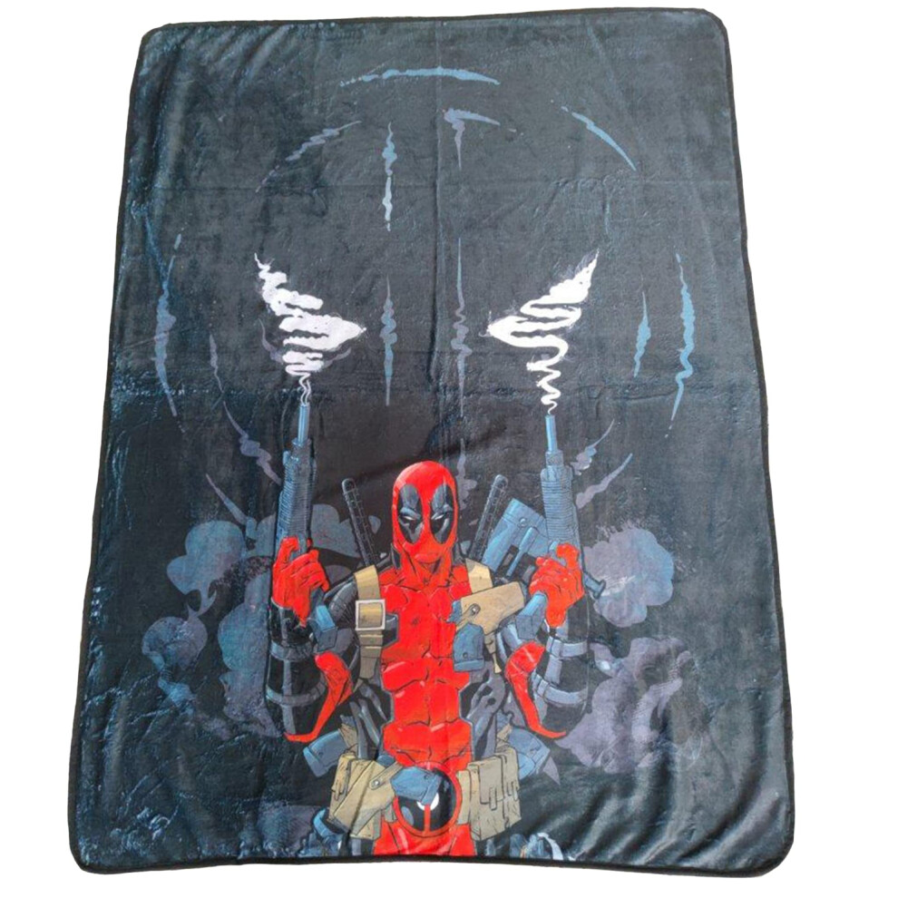 Marvel Hero Lightweight Fleece Throw 45"" x 60"" (Deadpool)