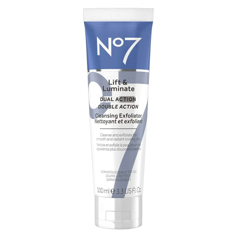 No7 Lift & Luminate Dual Action Cleansing Face Exfoliator - Vitamin C