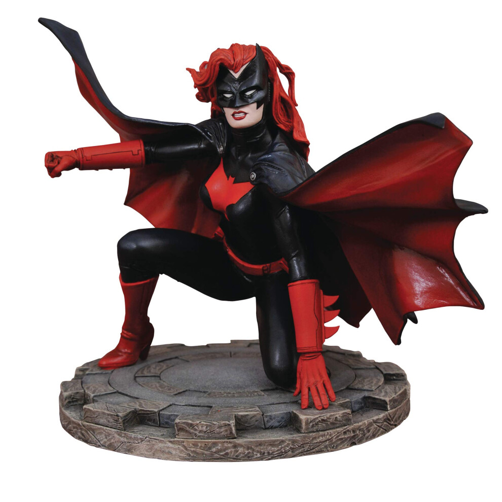 DIAMOND SELECT TOYS DC Gallery: Batwoman PVC Figure  Multicolor (NOV18