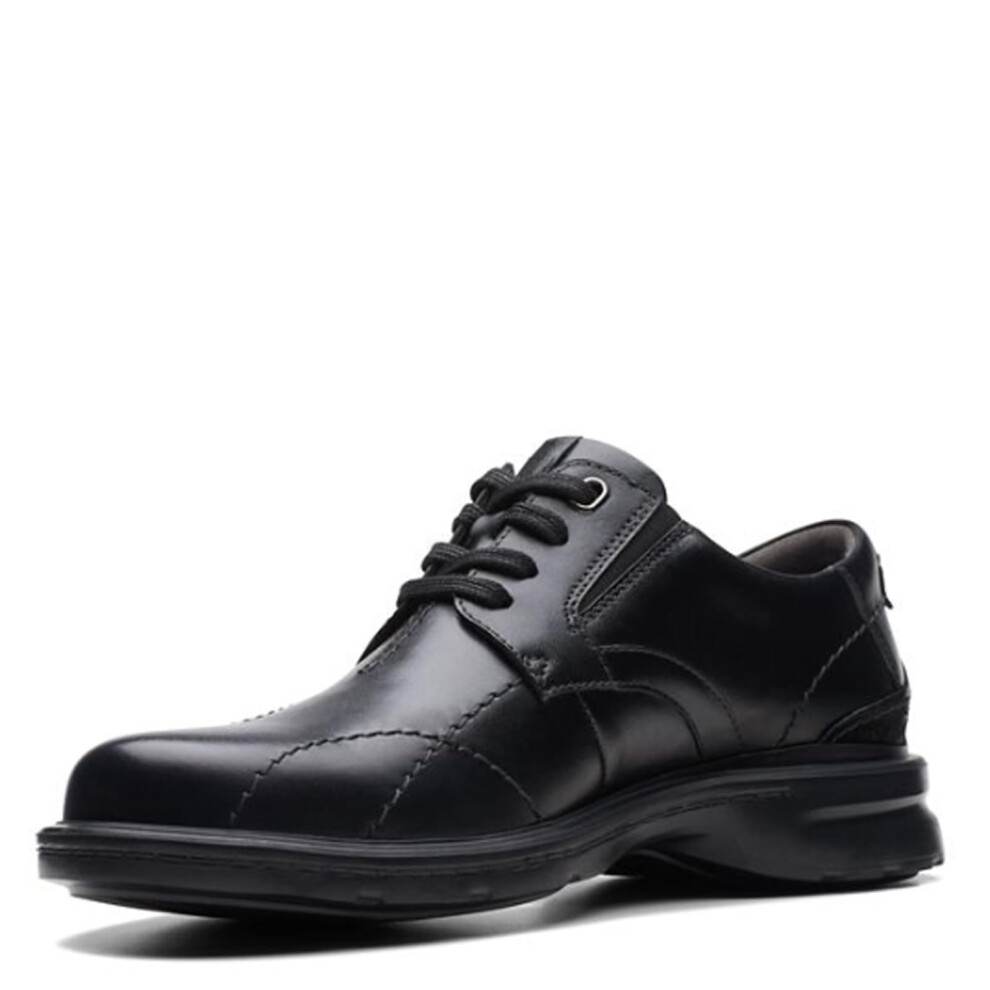 Clarks Men's Gessler Lace Oxford  Black Leather  9 Wide