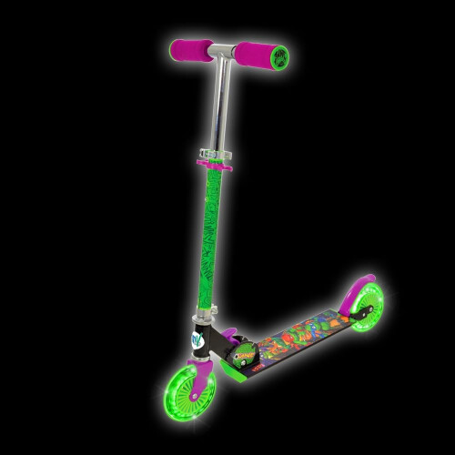 Teenage Mutant Ninja Turtles Turtles Folding Inline Scooter with Light Up Wheels 1