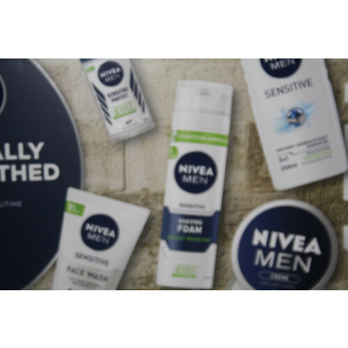NIVEA Nivea Men Totally Soothed Sensitive Skincare Routine Set.
