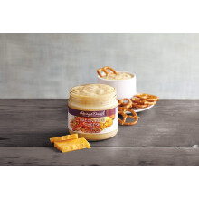 Harry & David Bacon Beer Cheese Dip 10.5 Ounces
