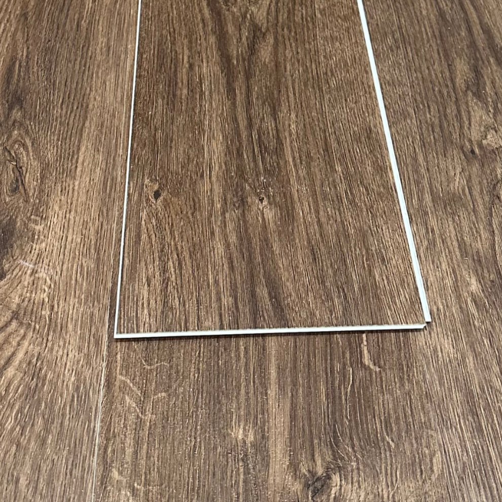 Spc Luxury Click Plank Flooring - Built-In Underlay Dark Walnut Oak - 5.2Mm Thick 5056524047521
