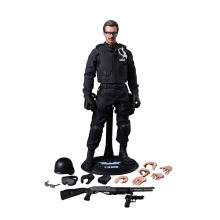 Figurine Hot Toys MMS182 - DC Comics - The Dark Knight - LT. Jim Gordon S.W.A.T. Suit Version