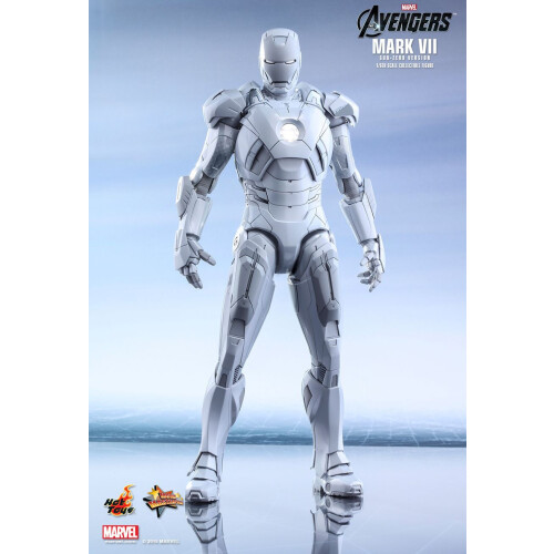 Hot Toys Figur Hot Toys MMS329 - Marvel Comics - The Avengers - Iron Man Sub-Zero Version Mark 7 2