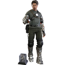 Figurine Hot Toys MMS581 - Marvel Comics - Iron Man - Tony Stark Mech Test Deluxe Version