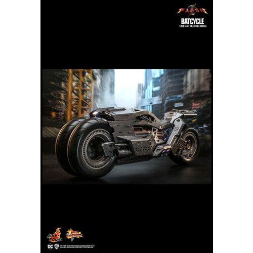Hot Toys Figur Hot Toys MMS704 - DC Comics - The Flash - Batcycle 2