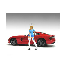 Cosplay Girls Figure 3 for 124 Scale Models by American Diorama