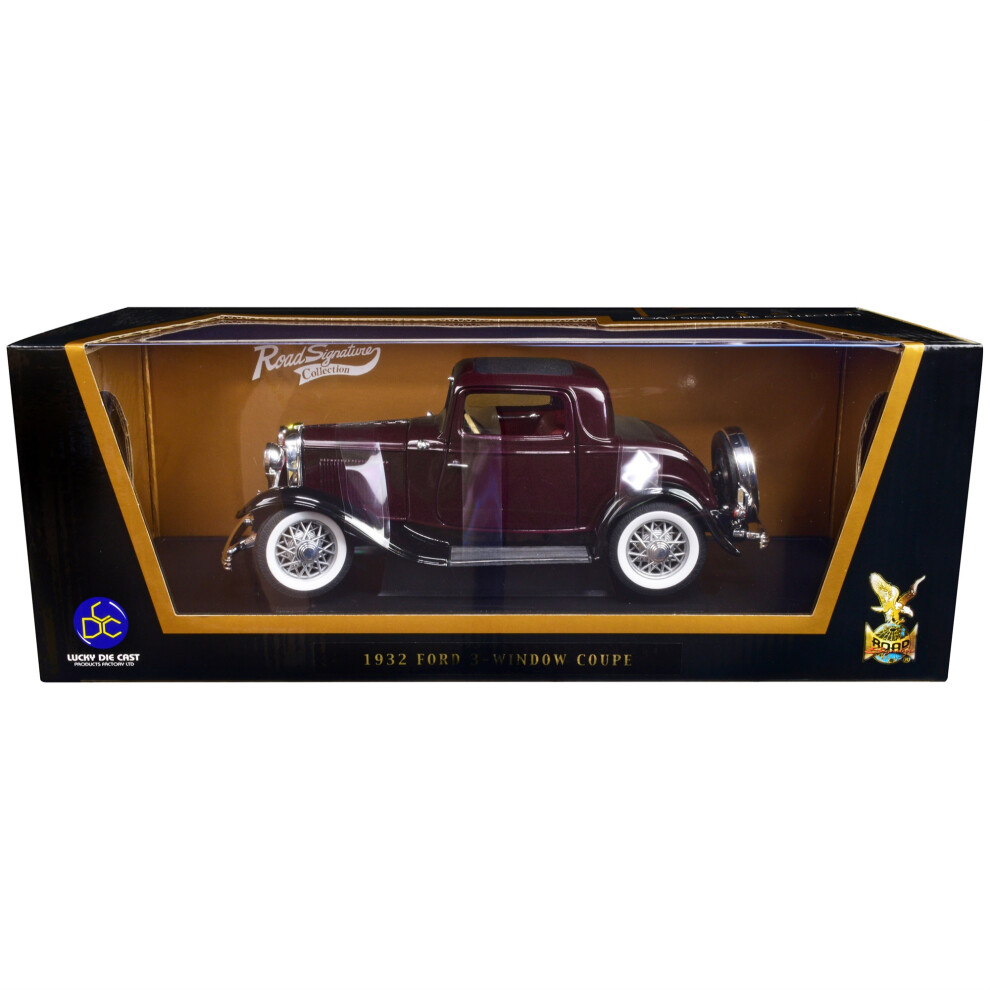 Modèle réduit de voiture moulée sous pression Ford 3Window Coupé Bordeaux avec toit noir 1932 par Road Signature
