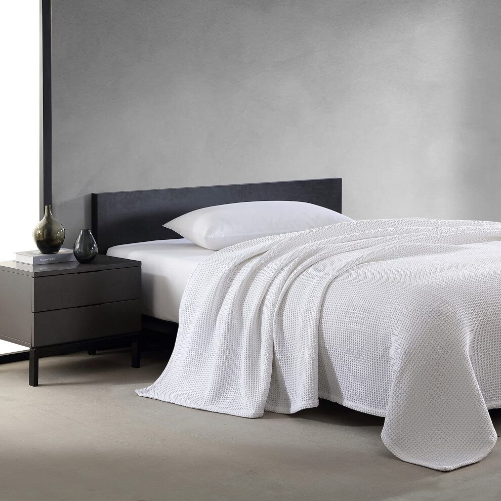 Vera Wang  Queen Blanket  Luxury Cotton Bedding  Soft Home Decor with Waffle Weave Knit Waffleweave White  Queen